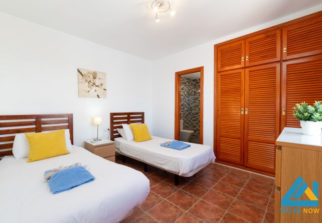 Villa en Playa Blanca - 158 - Villa Elana (LH158) Villa en Playa Blanca - 158 - Villa Elana (LH158)