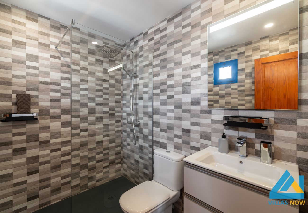 Villa en Playa Blanca - 104 - Villa Elise (LH104) Villa en Playa Blanca - 104 - Villa Elise (LH104)