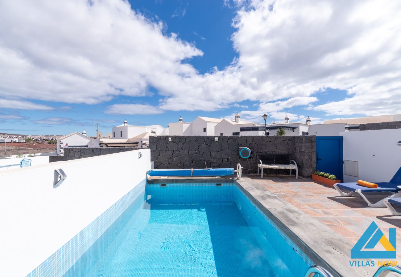Villa en Playa Blanca - 104 - Villa Elise (LH104) Villa en Playa Blanca - 104 - Villa Elise (LH104)