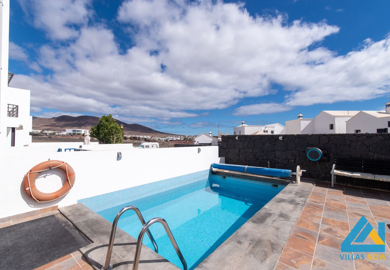 Villa en Playa Blanca - 104 - Villa Elise (LH104) Villa en Playa Blanca - 104 - Villa Elise (LH104)