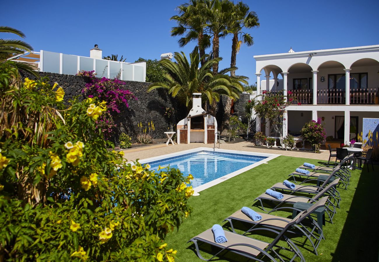 Villa en Playa Blanca - 108 - Casa Hawkeshead (LH108)