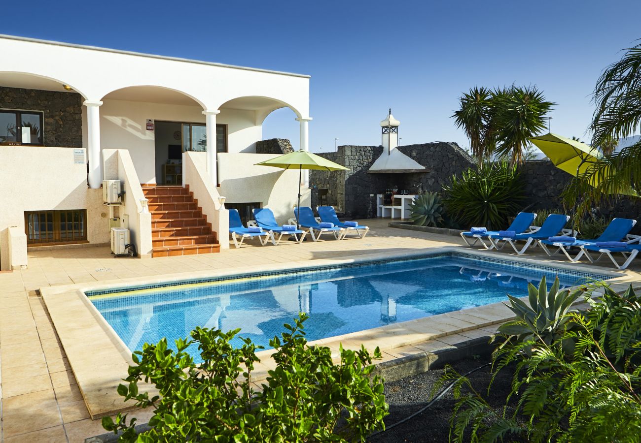 Villa en Playa Blanca - 110 - Casa Indiana (LH110)