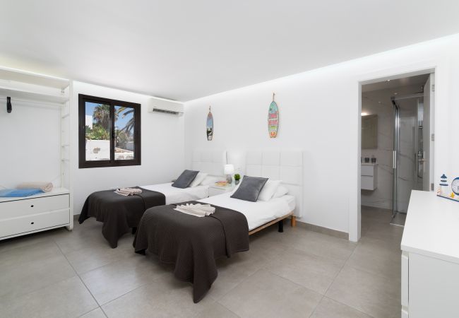 Villa en Playa Blanca - 114 - Villa Michelle (LH114) Villa en Playa Blanca - 114 - Villa Michelle (LH114)