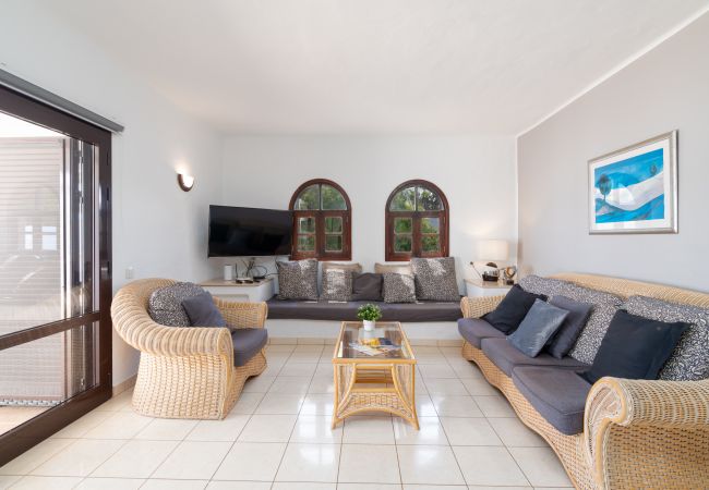 Villa en Playa Blanca - 114 - Villa Michelle (LH114) Villa en Playa Blanca - 114 - Villa Michelle (LH114)