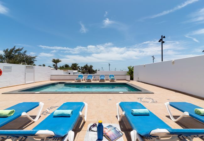 Villa en Playa Blanca - 114 - Villa Michelle (LH114) Villa en Playa Blanca - 114 - Villa Michelle (LH114)