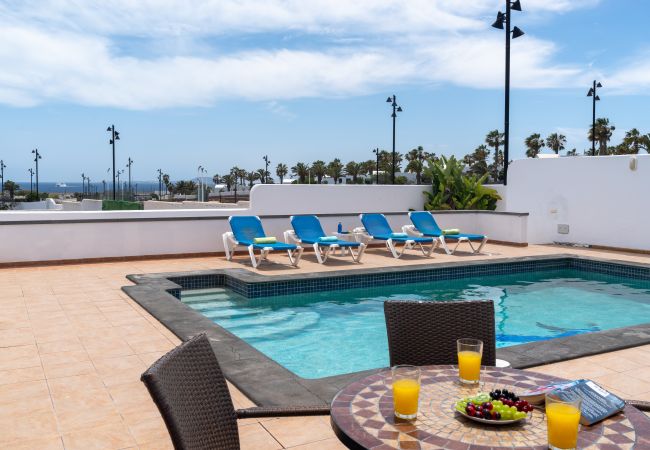 Villa en Playa Blanca - 114 - Villa Michelle (LH114) Villa en Playa Blanca - 114 - Villa Michelle (LH114)