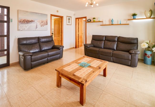 Villa en Playa Blanca - 133 - Villa Del Sol (LH133) Villa en Playa Blanca - 133 - Villa Del Sol (LH133)