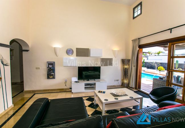 Villa en Playa Blanca - 144 - Casa Bonita (LH144) Villa en Playa Blanca - 144 - Casa Bonita (LH144)