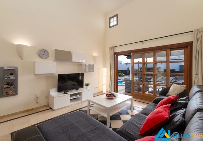 Villa en Playa Blanca - 144 - Casa Bonita (LH144) Villa en Playa Blanca - 144 - Casa Bonita (LH144)