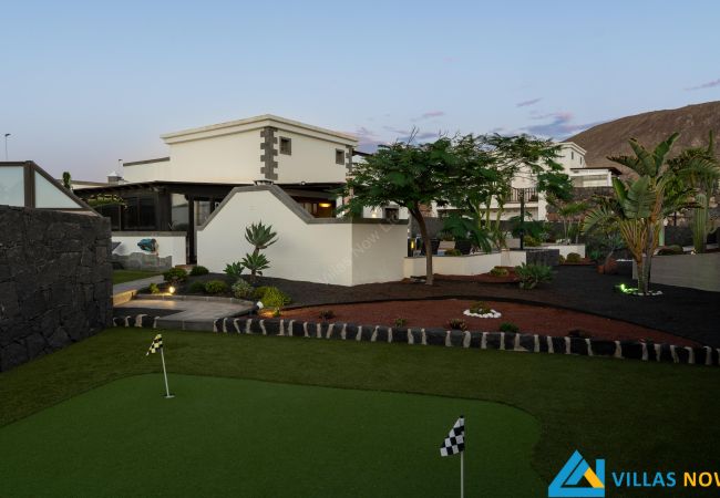 Villa en Playa Blanca - 144 - Casa Bonita (LH144) Villa en Playa Blanca - 144 - Casa Bonita (LH144)