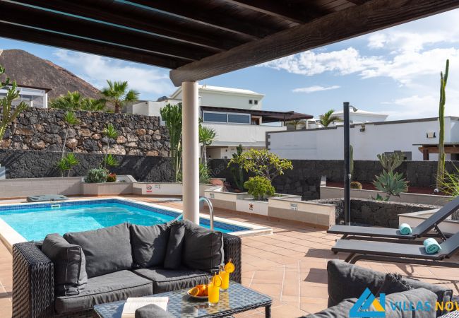 Villa en Playa Blanca - 144 - Casa Bonita (LH144) Villa en Playa Blanca - 144 - Casa Bonita (LH144)