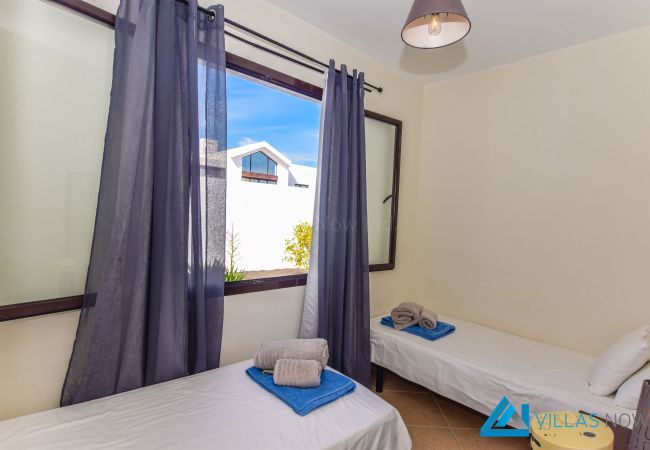 Villa en Playa Blanca - 207 - Casa Carra (LH207) Villa en Playa Blanca - 207 - Casa Carra (LH207)