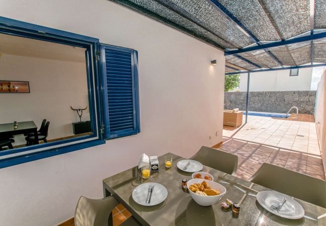 Villa en Playa Blanca - 219 - Villa Ramona (LH219) Villa en Playa Blanca - 219 - Villa Ramona (LH219)