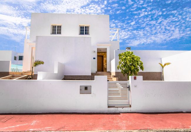 Villa en Playa Blanca - 228 - Casa Luca (LH228)