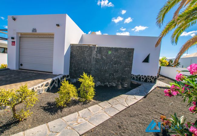 Villa en Playa Blanca - 229 - Villa Lanson (LH229) Villa en Playa Blanca - 229 - Villa Lanson (LH229)