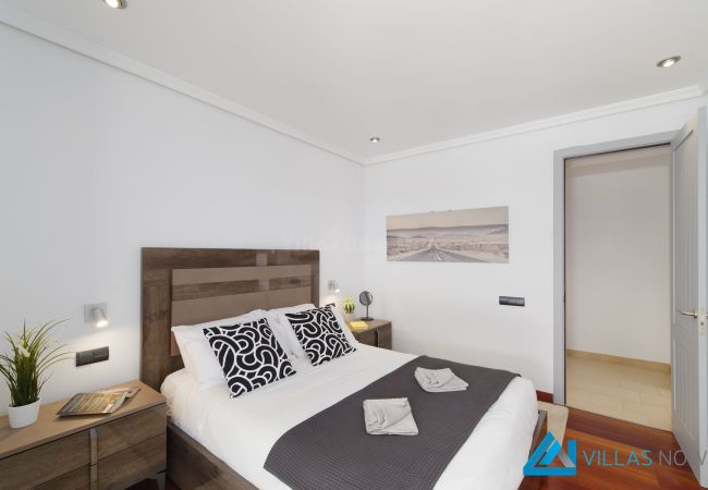 Villa en Puerto Calero - 232 - Vista Del Mar (LH232) Villa en Puerto Calero - 232 - Vista Del Mar (LH232)