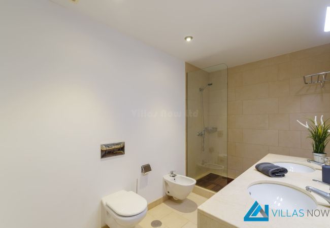 Villa en Puerto Calero - 232 - Vista Del Mar (LH232) Villa en Puerto Calero - 232 - Vista Del Mar (LH232)