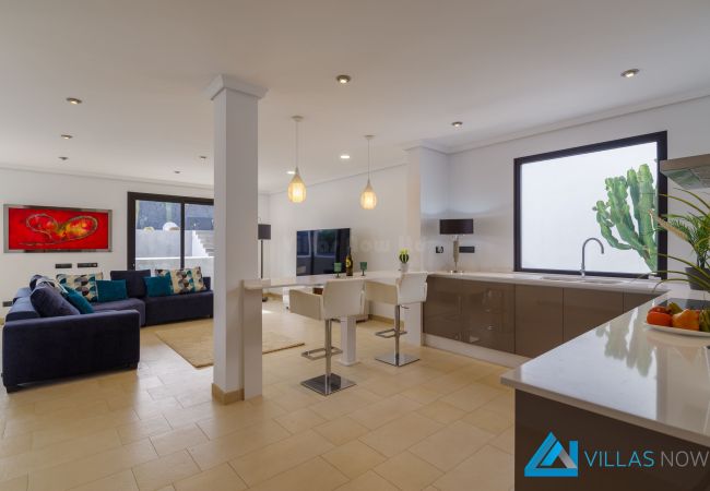 Villa en Puerto Calero - 232 - Vista Del Mar (LH232) Villa en Puerto Calero - 232 - Vista Del Mar (LH232)