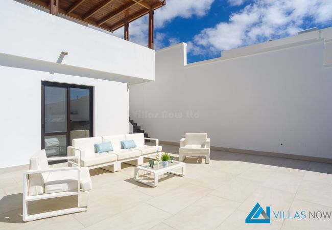 Villa en Puerto Calero - 232 - Vista Del Mar (LH232) Villa en Puerto Calero - 232 - Vista Del Mar (LH232)