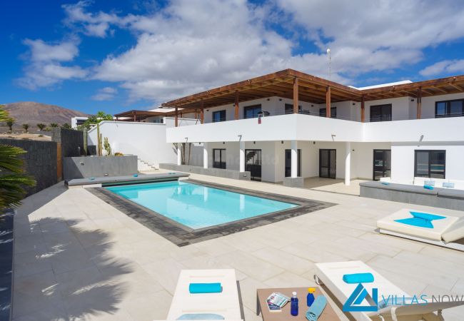 Villa Vista Del Mar - Puerto Calero - Pool & Terrace