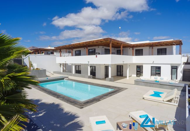 Villa en Puerto Calero - 232 - Vista Del Mar (LH232) Villa en Puerto Calero - 232 - Vista Del Mar (LH232)