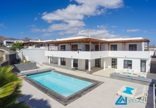 Vista Del Mar - Pool & Terrace
