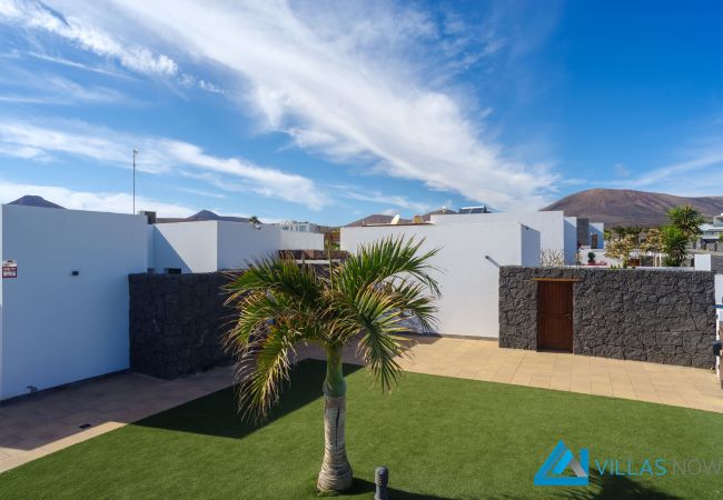 Villa en Puerto Calero - 232 - Vista Del Mar (LH232) Villa en Puerto Calero - 232 - Vista Del Mar (LH232)