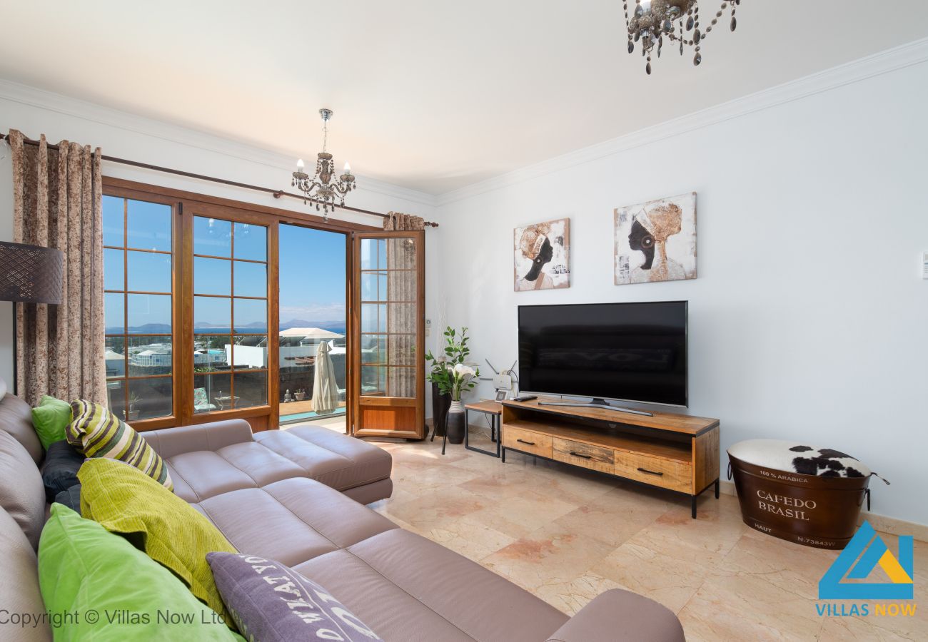 Villa en Playa Blanca - 286 - Vista Lobos 11 (LH286)