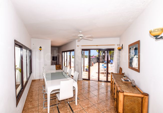 Villa à Playa Blanca - 113 - Villa Montana (LH113) Villa à Playa Blanca - 113 - Villa Montana (LH113)