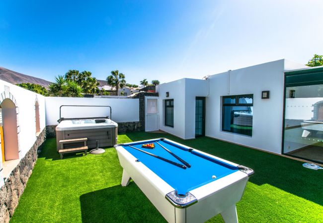 Villa à Playa Blanca - 160 - Villa Los Arcos (LH160) Villa à Playa Blanca - 160 - Villa Los Arcos (LH160)