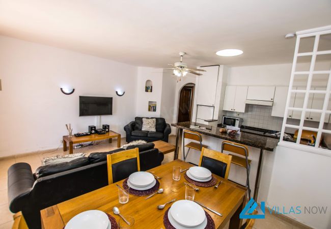 Villa à Playa Blanca - 1033 - Las Brisas 112 (LH1033) Villa à Playa Blanca - 1033 - Las Brisas 112 (LH1033)