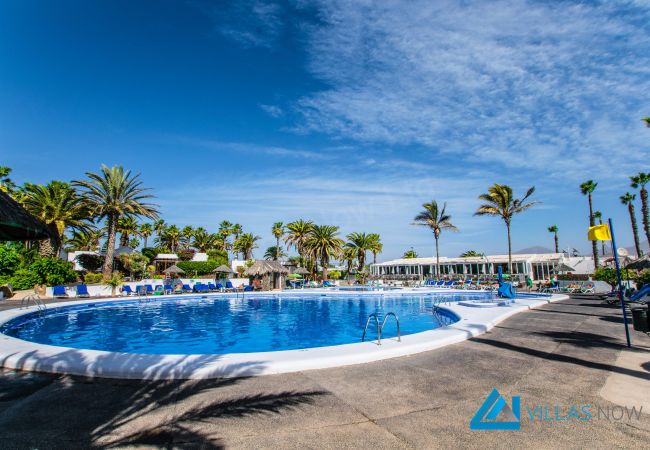 Villa à Playa Blanca - 1033 - Las Brisas 112 (LH1033) Villa à Playa Blanca - 1033 - Las Brisas 112 (LH1033)