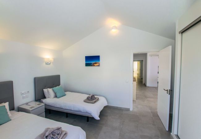 Villa à Playa Blanca - 215 - Villa Rossa (LH215) Villa à Playa Blanca - 215 - Villa Rossa (LH215)