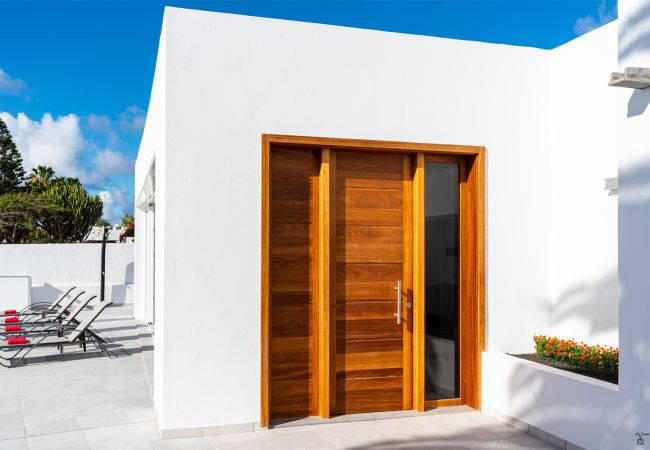 Villa à Playa Blanca - 215 - Villa Rossa (LH215) Villa à Playa Blanca - 215 - Villa Rossa (LH215)