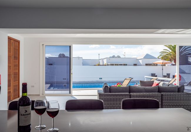Villa à Playa Blanca - 215 - Villa Rossa (LH215) Villa à Playa Blanca - 215 - Villa Rossa (LH215)