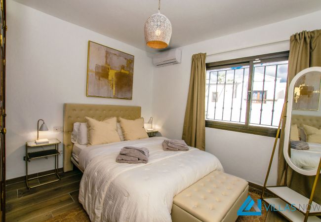 Villa à Playa Blanca - 222 - Villa Noches De Luna (LH222) Villa à Playa Blanca - 222 - Villa Noches De Luna (LH222)