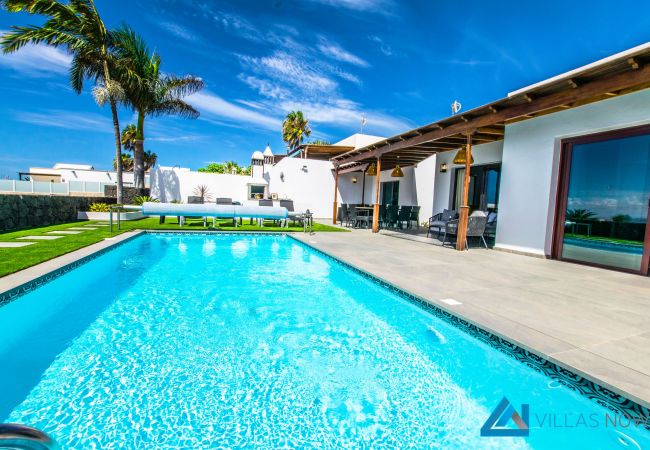 Villa à Playa Blanca - 222 - Villa Noches De Luna (LH222) Villa à Playa Blanca - 222 - Villa Noches De Luna (LH222)