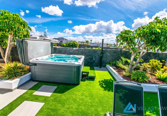 Villa à Playa Blanca - 222 - Villa Noches De Luna (LH222) Villa à Playa Blanca - 222 - Villa Noches De Luna (LH222)