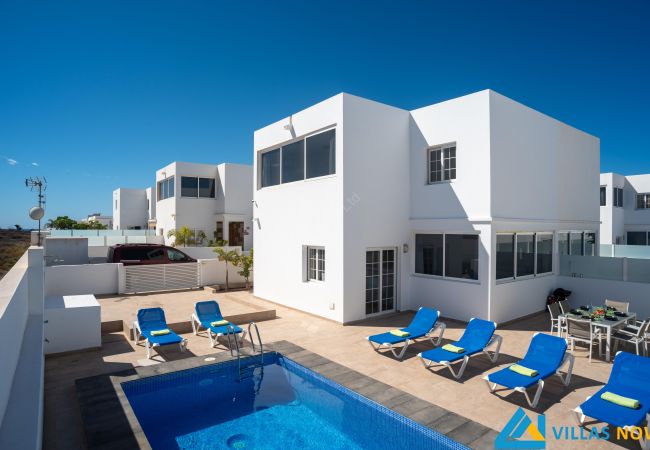 Villa à Playa Blanca - 233 - Villa Geny (LH233) Villa à Playa Blanca - 233 - Villa Geny (LH233)