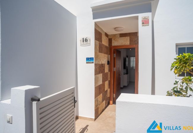 Villa à Playa Blanca - 233 - Villa Geny (LH233) Villa à Playa Blanca - 233 - Villa Geny (LH233)