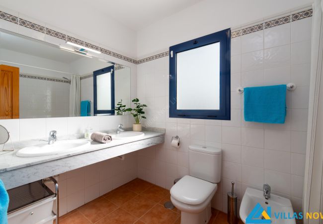 Villa à Playa Blanca - 240 - Casa Serena (LH240) Villa à Playa Blanca - 240 - Casa Serena (LH240)