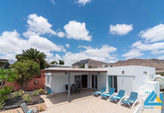 Villa à Playa Blanca - 242 - Casa Blanca (LH242) Villa à Playa Blanca - 242 - Casa Blanca (LH242)