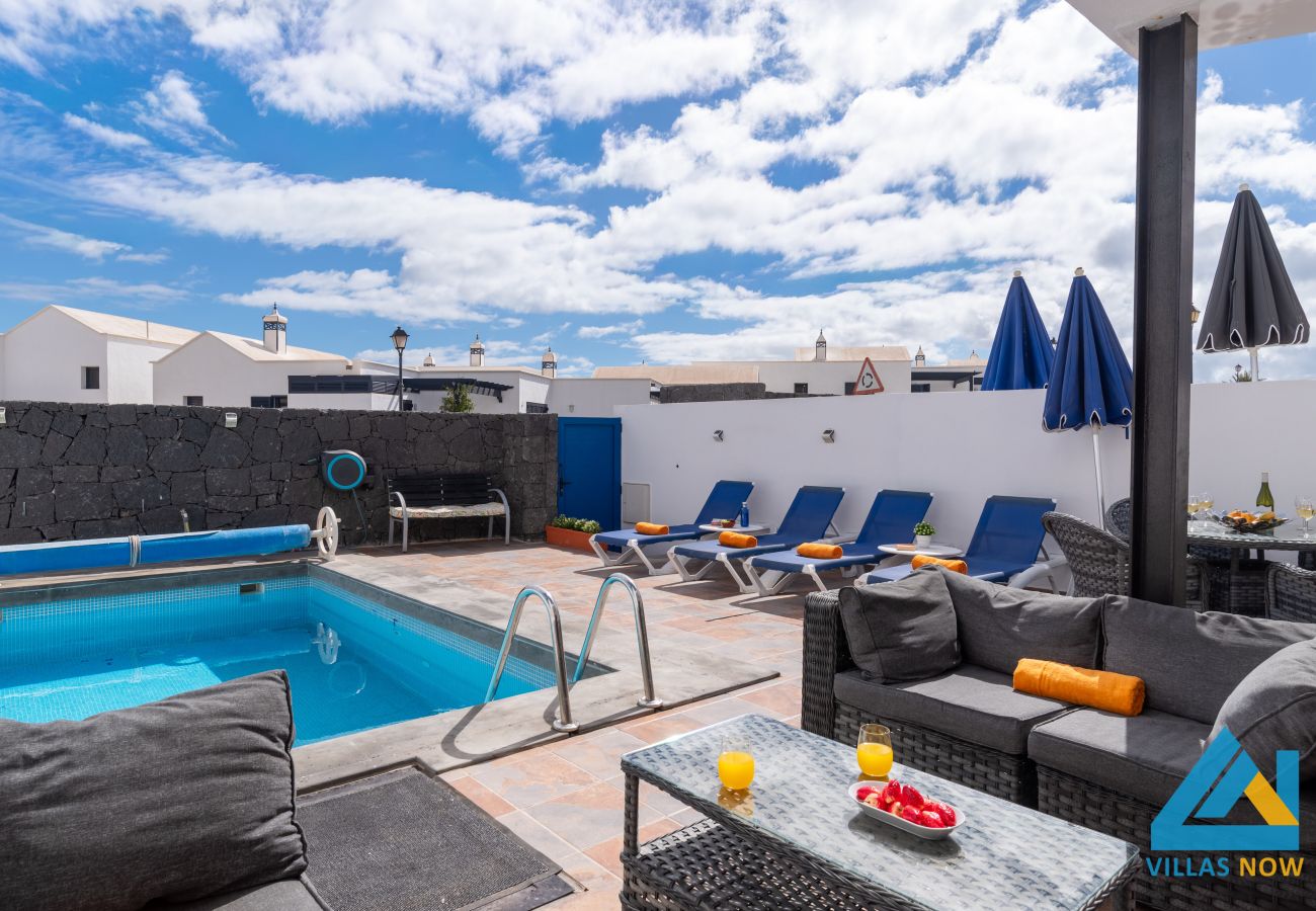 Villa in Playa Blanca - 104 - Villa Elise (LH104) Villa in Playa Blanca - 104 - Villa Elise (LH104)