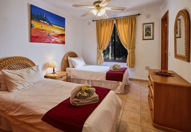 Villa in Playa Blanca - 108 - Casa Hawkeshead (LH108) Villa in Playa Blanca - 108 - Casa Hawkeshead (LH108)