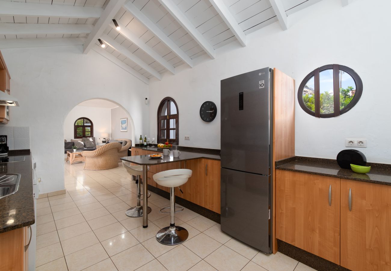 Villa in Playa Blanca - 114 - Villa Michelle (LH114)