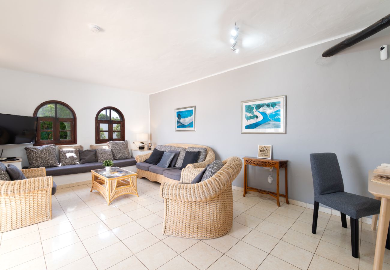 Villa in Playa Blanca - 114 - Villa Michelle (LH114)