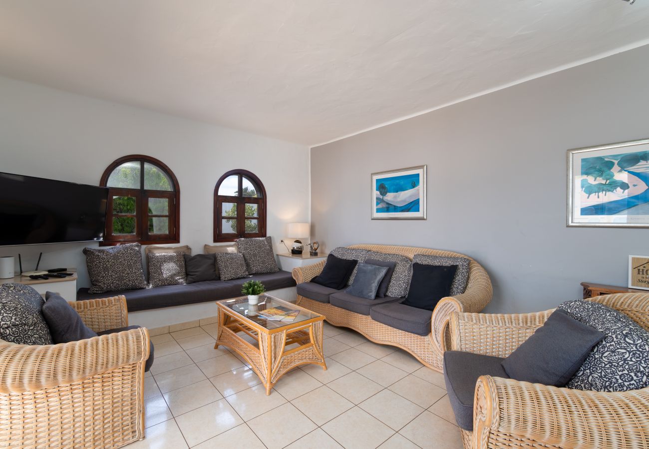 Villa in Playa Blanca - 114 - Villa Michelle (LH114)