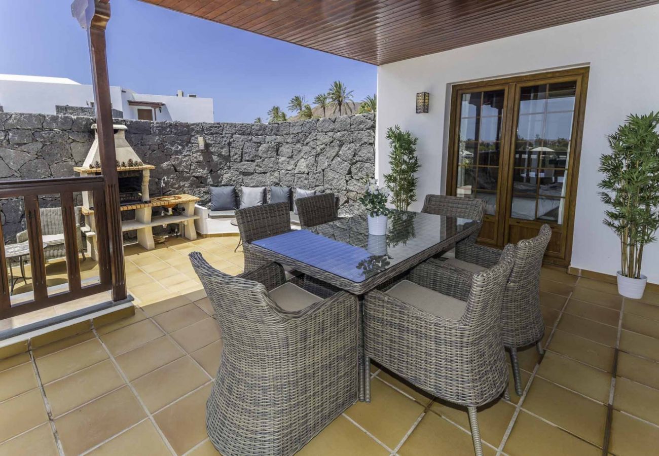 Villa in Playa Blanca - 122 - Villa Azure (LH122)