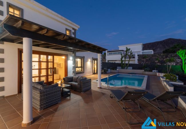 Villa in Playa Blanca - 144 - Casa Bonita (LH144) Villa in Playa Blanca - 144 - Casa Bonita (LH144)