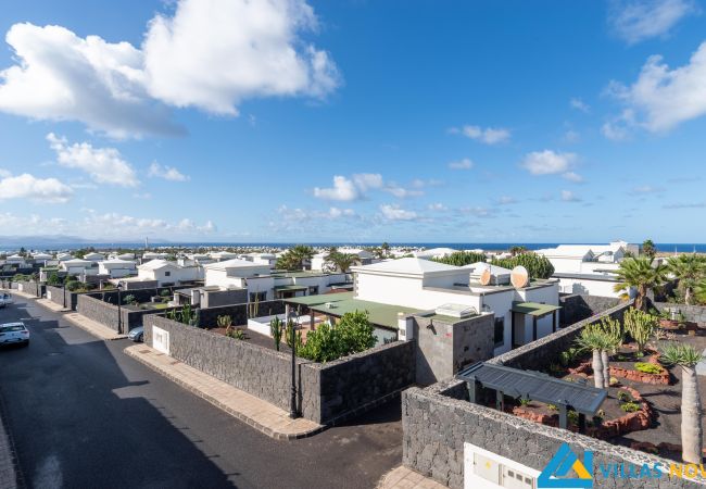 Villa in Playa Blanca - 204 - Casa Braeside (LH204) Villa in Playa Blanca - 204 - Casa Braeside (LH204)